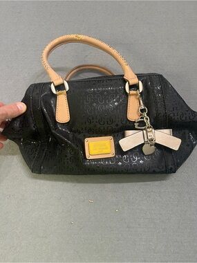 Women’s Guess Black Logo Satchel Handbag & Wallet Combo